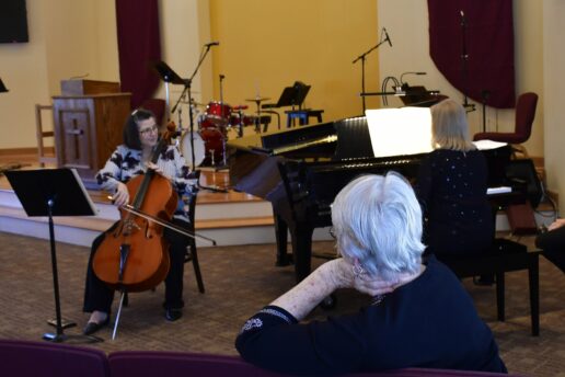 Cellist Karen Kruse performs with Janelle Gelfand, pianist {{brizy_dc_image_alt imageSrc=