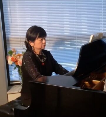 Keiko Alexander {{brizy_dc_image_alt imageSrc=