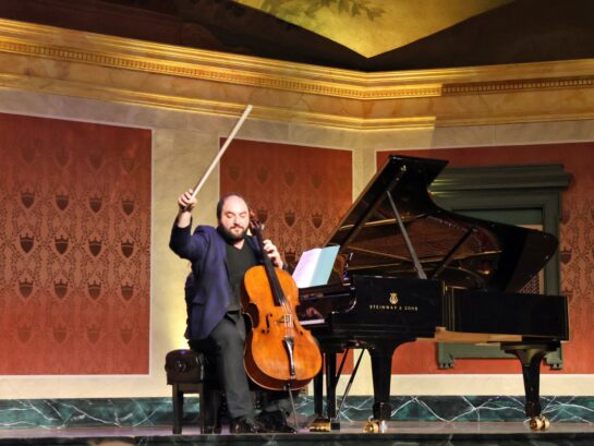 Julian Schwarz, cello {{brizy_dc_image_alt imageSrc=