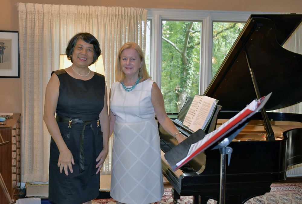 Trio Jeng and Janelle Gelfand