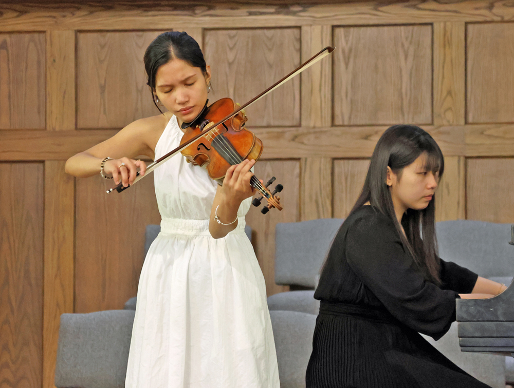 KayCee Galano, violin and Ming-Li Liu, piano