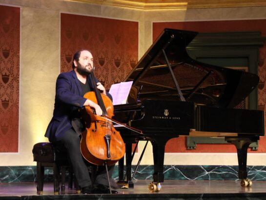 Julian Schwarz, cello {{brizy_dc_image_alt imageSrc=