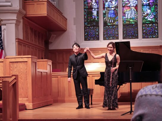 Jasmine Choi, flute & Changyong Shin, piano {{brizy_dc_image_alt imageSrc=