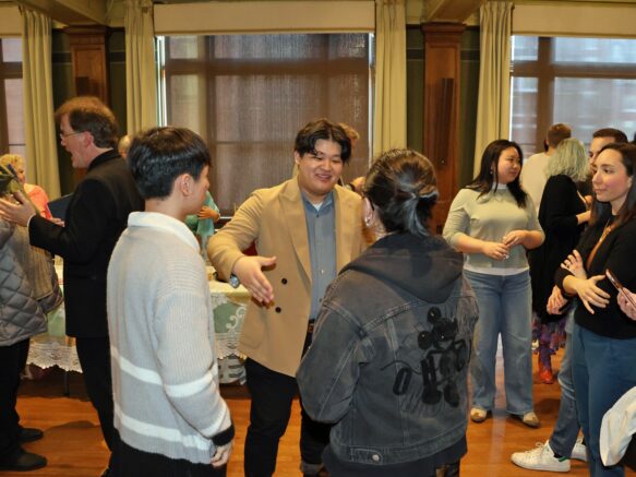 {{brizy_dc_image_alt imageSrc=