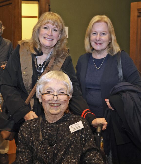 Nancy Martin, her daughter Cynthia & Janelle Gelfand