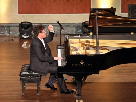 {{brizy_dc_image_alt imageSrc=