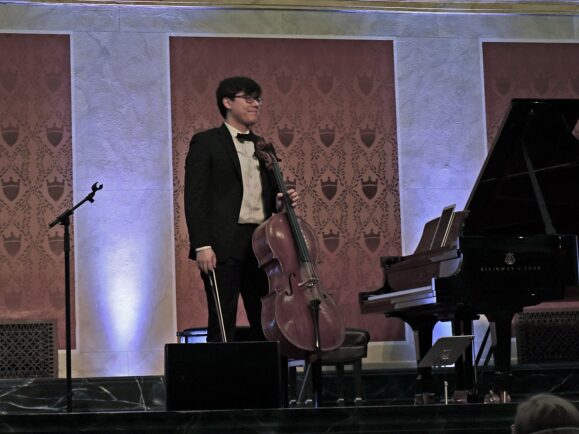 Zlatomir Fung, cello