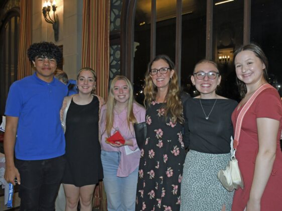 Voice Students {{brizy_dc_image_alt imageSrc=