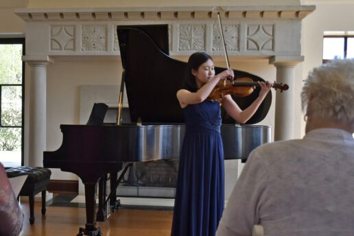Christy Kim, violin