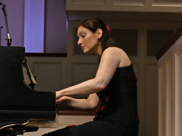 {{brizy_dc_image_alt imageSrc=