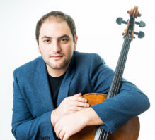 Julian Schwarz, cello {{brizy_dc_image_alt imageSrc=